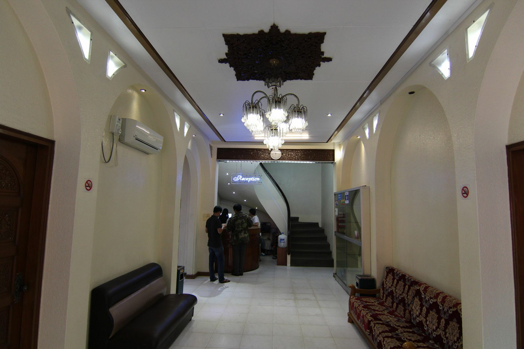 Hotel Windsor Yangon Exterior photo